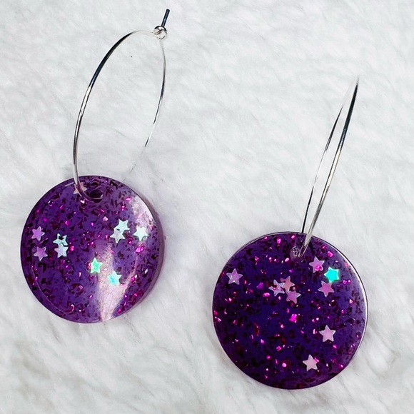 Purple Galaxy Glitter Resin Pendant Hoop Earrings - Picture 5 of 10